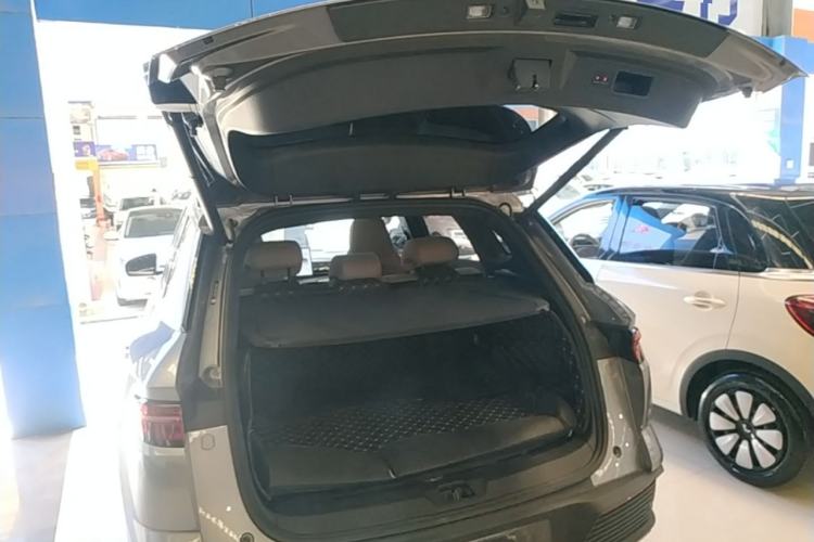 Used BYD Song Pro New Energy 2024 HONOR Edition DM-i 110KM Excellence Model Trunk