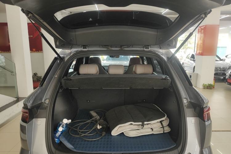Used BYD Song Pro New Energy 2024 HONOR Edition DM-i 71KM Navigation Model Trunk
