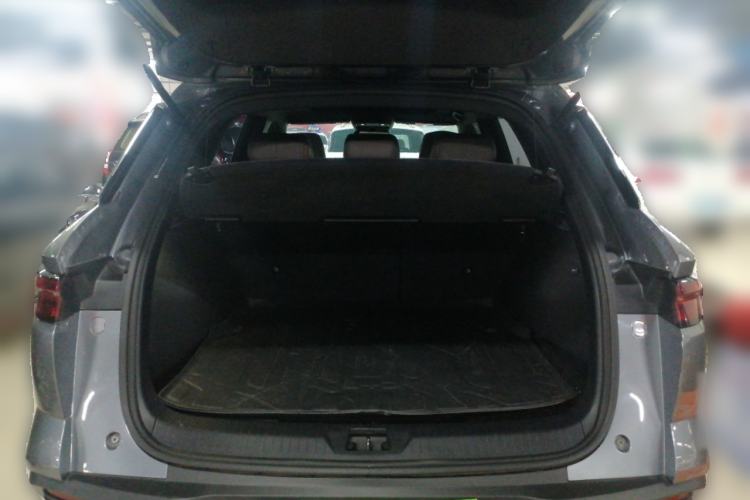 Used BYD Song Pro New Energy 2024 HONOR Edition DM-i 71KM Beyond Model Trunk