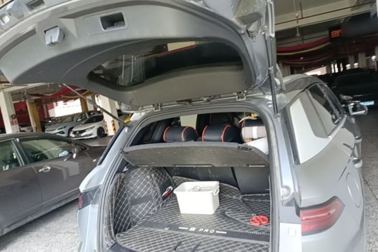 Used BYD Song Pro New Energy 2024 HONOR Edition DM-i 71KM Navigation Model Trunk