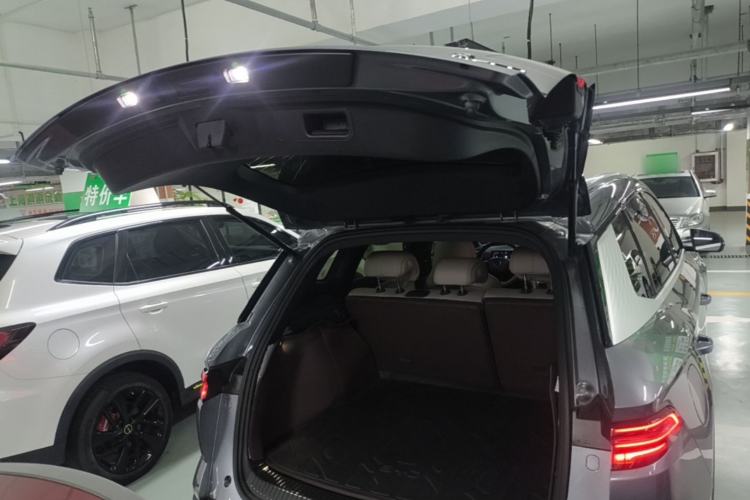Used BYD Song Pro New Energy 2024 HONOR Edition DM-i 71KM Navigation Model Trunk