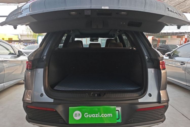 Used BYD Song Pro New Energy 2024 HONOR Edition DM-i 110KM Excellence Model Trunk