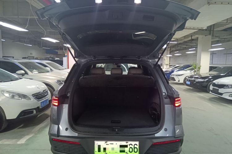 Used BYD Song Pro New Energy 2024 HONOR Edition DM-i 71KM Navigation Model Trunk