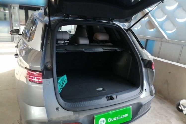 Used BYD Song Pro New Energy 2024 HONOR Edition DM-i 71KM Navigation Model Trunk