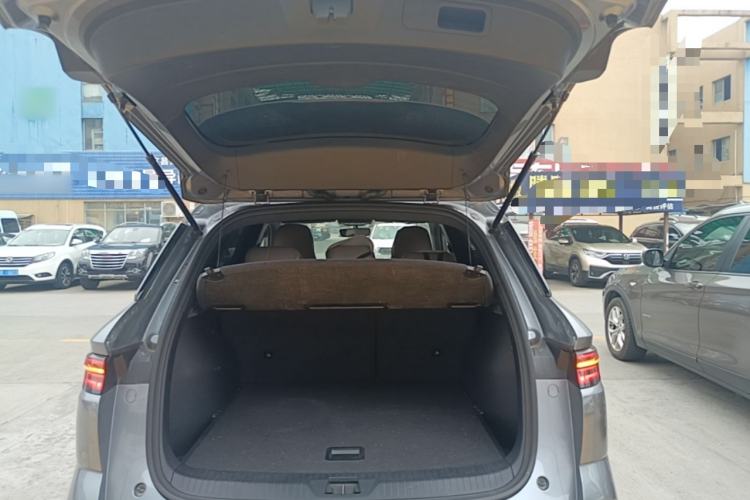 Used BYD Song Pro New Energy 2024 HONOR Edition DM-i 71KM Navigation Model Trunk