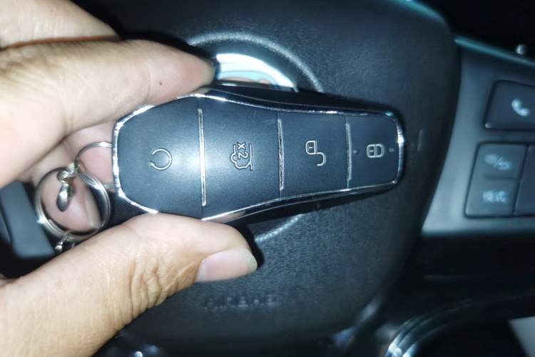 Used BYD Song Pro New Energy 2024 HONOR Edition DM-i 110KM Beyond Model Vehicle Key