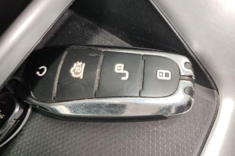 Used BYD Song Pro New Energy 2024 HONOR Edition DM-i 110KM Beyond Model Vehicle Key