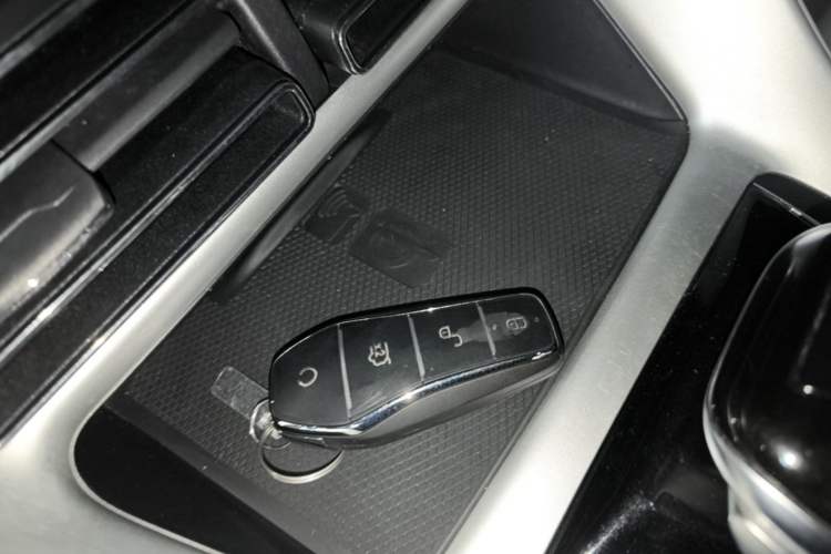 Used BYD Song Pro New Energy 2024 HONOR Edition DM-i 110KM Excellence Model Vehicle Key