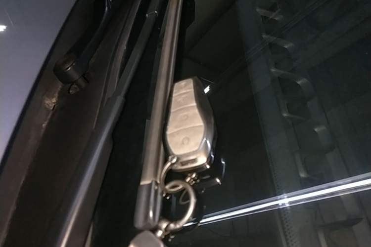 Used BYD Song Pro New Energy 2024 HONOR Edition DM-i 71KM Navigation Model Vehicle Key