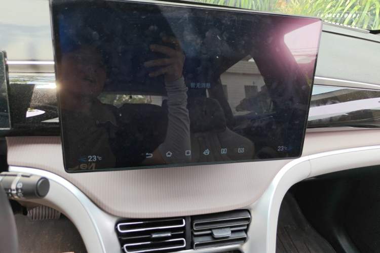 Used BYD Song Pro New Energy 2024 HONOR Edition DM-i 71KM Leading Model Audio And AC Panel