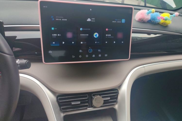Used BYD Song Pro New Energy 2024 HONOR Edition DM-i 110KM Beyond Model Audio And AC Panel
