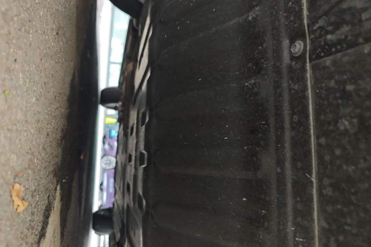 Used BYD Song Pro New Energy 2024 HONOR Edition DM-i 71KM Navigation Model Chassis Front