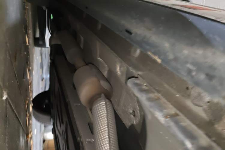 Used BYD Song Pro New Energy 2024 HONOR Edition DM-i 71KM Navigation Model Chassis Front Right