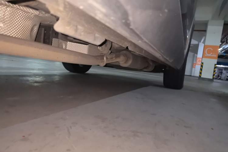 Used BYD Song Pro New Energy 2024 HONOR Edition DM-i 110KM Beyond Model Chassis Rear Right