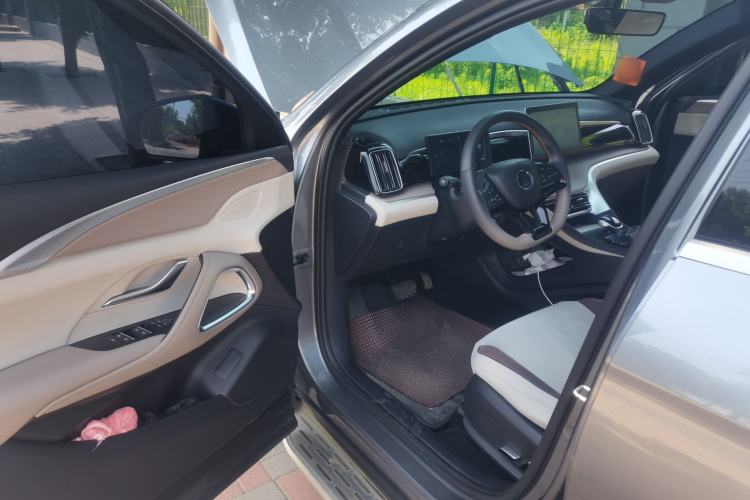 Used BYD Song Pro New Energy 2024 HONOR Edition DM-i 71KM Navigation Model Driver Seat