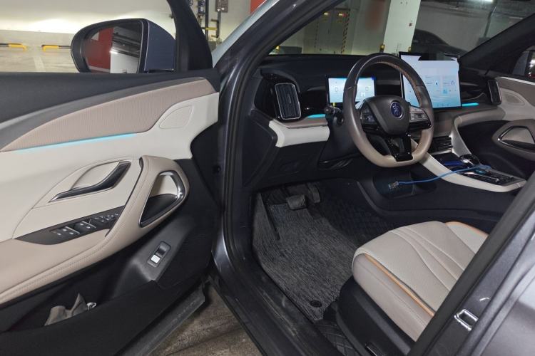 Used BYD Song Pro New Energy 2024 HONOR Edition DM-i 110KM Excellence Model Driver Seat