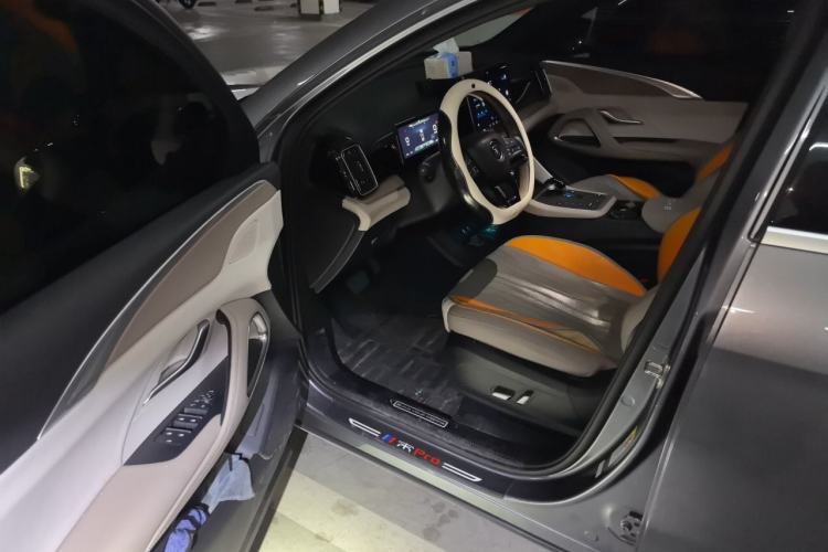 Used BYD Song Pro New Energy 2024 HONOR Edition DM-i 110KM Beyond Model Driver Seat