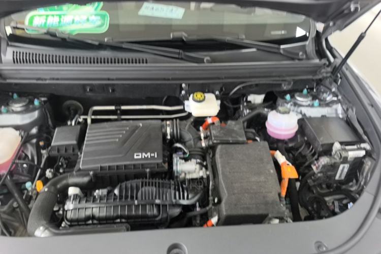 Used BYD Song Pro New Energy 2024 HONOR Edition DM-i 110KM Beyond Model Engine Bay