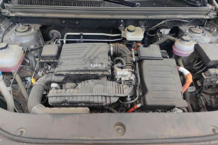Used BYD Song Pro New Energy 2024 HONOR Edition DM-i 110KM Beyond Model Engine Bay