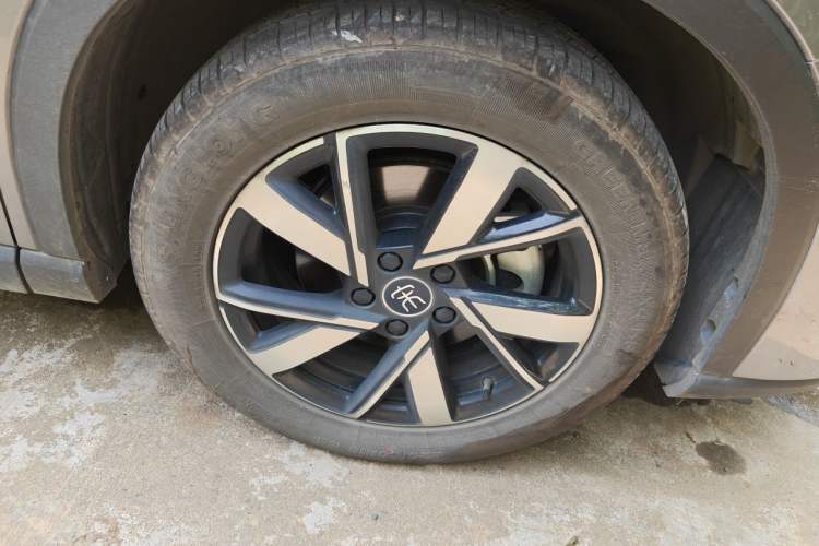 Used BYD Song Pro New Energy 2024 HONOR Edition DM-i 71KM Leading Model Exterior 1