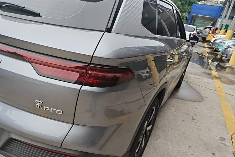 Used BYD Song Pro New Energy 2024 HONOR Edition DM-i 71KM Navigation Model Exterior 3