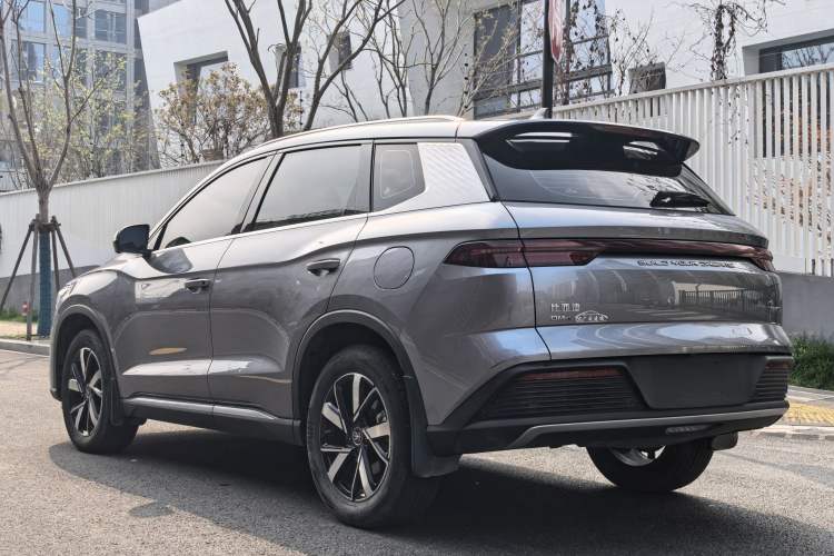 Used BYD Song Pro New Energy 2024 HONOR Edition DM-i 71KM Beyond Model Exterior 4