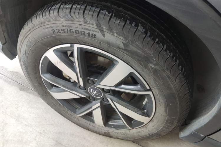 Used BYD Song Pro New Energy 2024 HONOR Edition DM-i 71KM Beyond Model Exterior 5