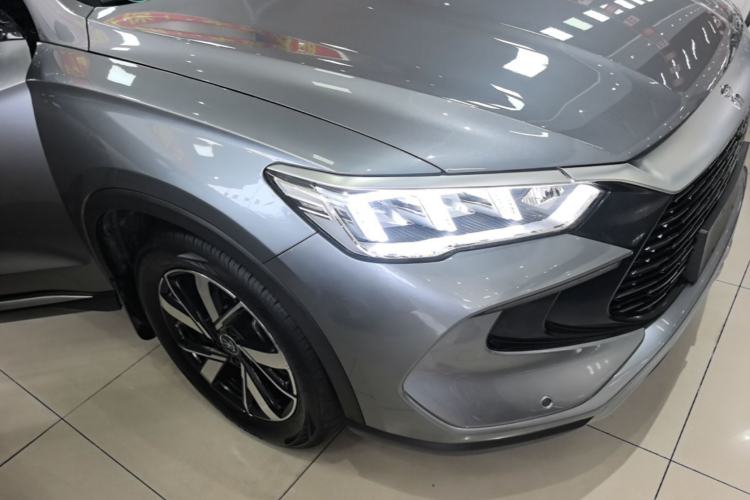 Used BYD Song Pro New Energy 2024 HONOR Edition DM-i 110KM Beyond Model Front Right 45 Deg