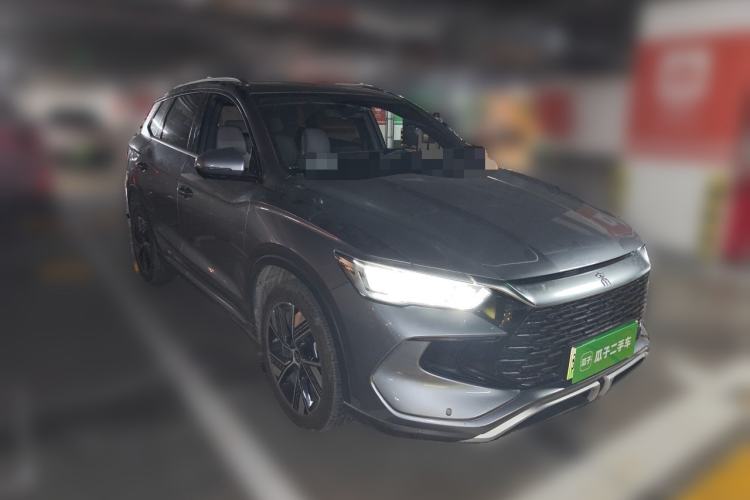 Used BYD Song Pro New Energy 2024 HONOR Edition DM-i 110KM Excellence Model Front Right 45 Deg