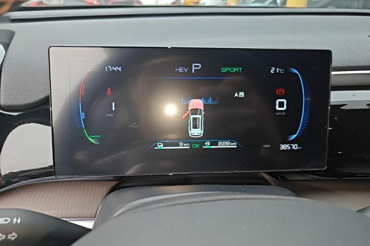 Used BYD Song Pro New Energy 2024 HONOR Edition DM-i 71KM Navigation Model Instrument Cluster