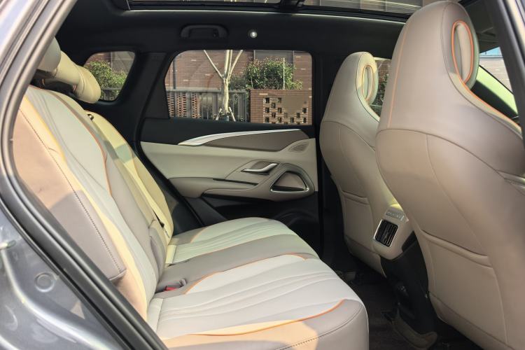 Used BYD Song Pro New Energy 2024 HONOR Edition DM-i 71KM Beyond Model Interior 3