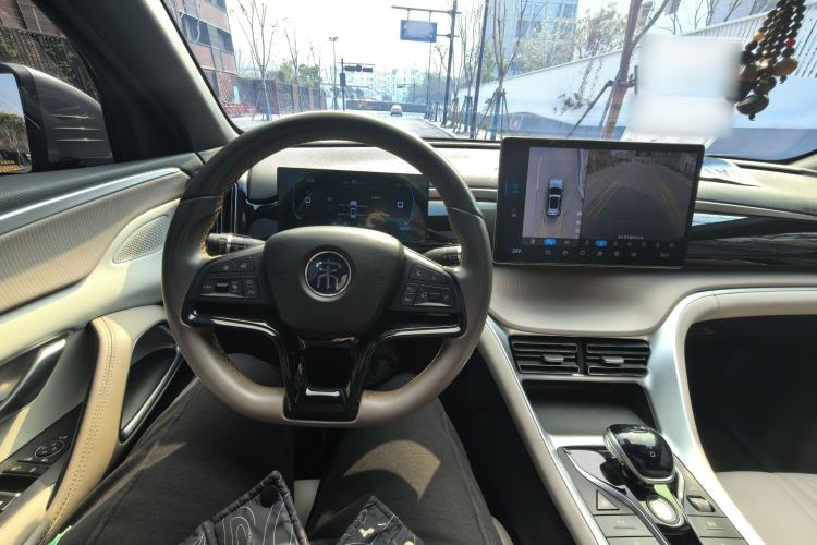 Used BYD Song Pro New Energy 2024 HONOR Edition DM-i 71KM Beyond Model Interior 6