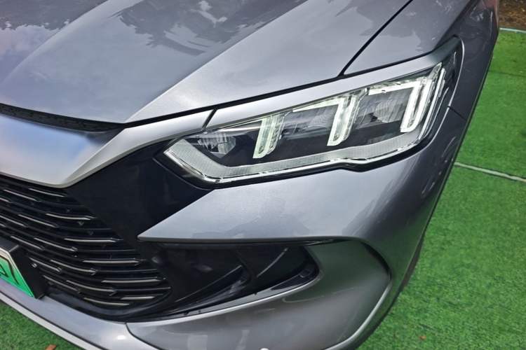 Used BYD Song Pro New Energy 2024 HONOR Edition DM-i 71KM Navigation Model Left Front Headlight