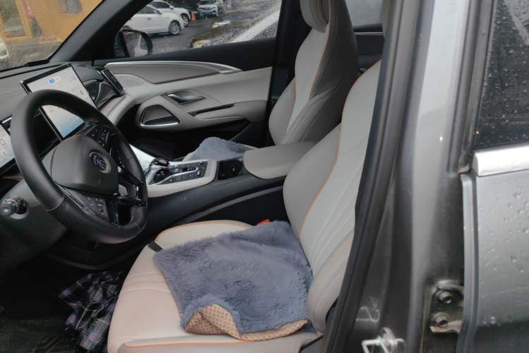 Used BYD Song Pro New Energy 2024 HONOR Edition DM-i 110KM Beyond Model Left Front Seat