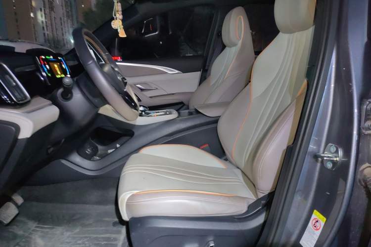 Used BYD Song Pro New Energy 2024 HONOR Edition DM-i 71KM Navigation Model Left Front Seat