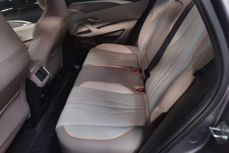 Used BYD Song Pro New Energy 2024 HONOR Edition DM-i 110KM Beyond Model Left Rear Seat