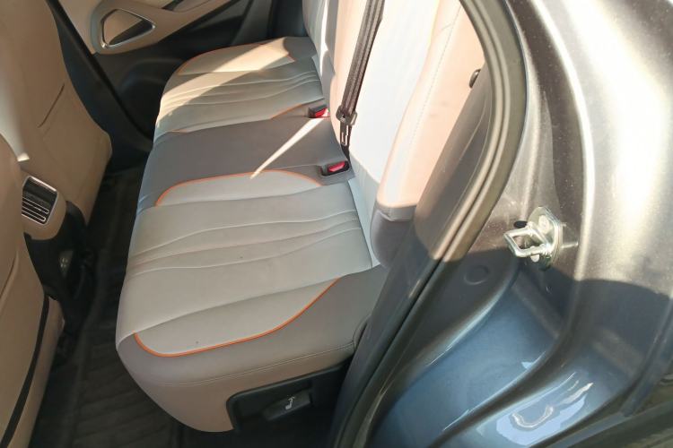 Used BYD Song Pro New Energy 2024 HONOR Edition DM-i 71KM Navigation Model Left Rear Seat
