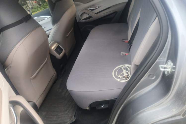 Used BYD Song Pro New Energy 2024 HONOR Edition DM-i 71KM Navigation Model Left Rear Seat
