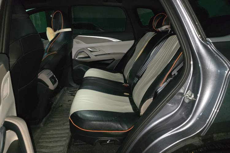 Used BYD Song Pro New Energy 2024 HONOR Edition DM-i 71KM Navigation Model Left Rear Seat