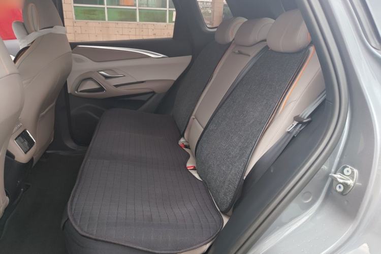 Used BYD Song Pro New Energy 2024 HONOR Edition DM-i 71KM Navigation Model Left Rear Seat