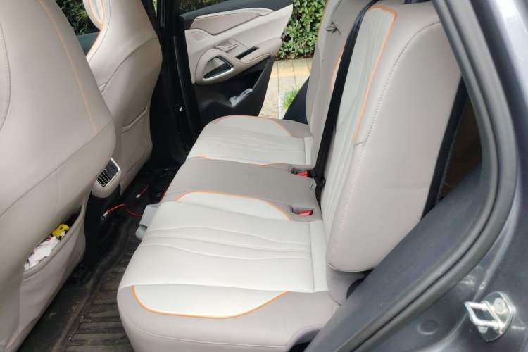 Used BYD Song Pro New Energy 2024 HONOR Edition DM-i 71KM Beyond Model Left Rear Seat