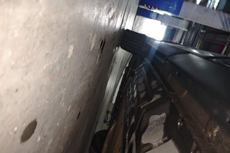 Used BYD Song Pro New Energy 2024 HONOR Edition DM-i 71KM Navigation Model Left Side Sill