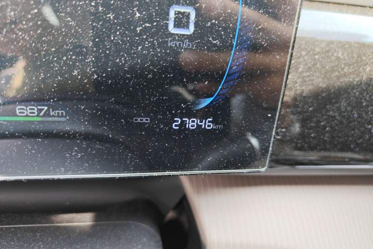 Used BYD Song Pro New Energy 2024 HONOR Edition DM-i 71KM Leading Model Odometer Close Up