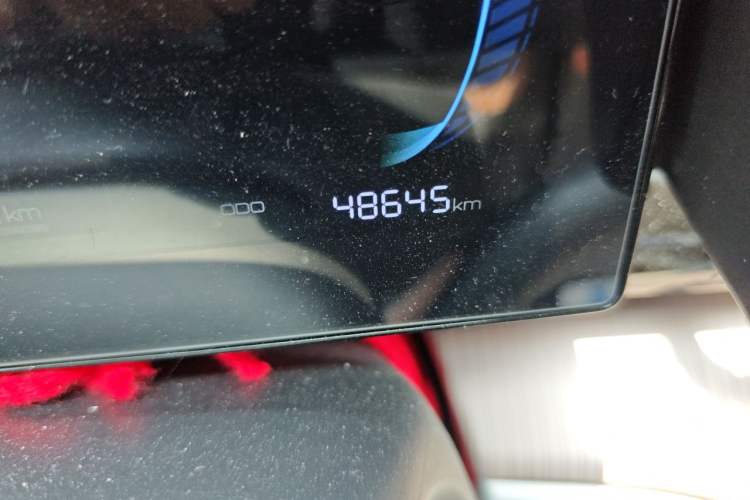 Used BYD Song Pro New Energy 2024 HONOR Edition DM-i 71KM Navigation Model Odometer Close Up