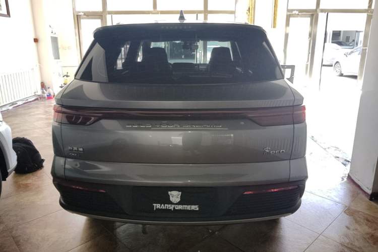 Used BYD Song Pro New Energy 2024 HONOR Edition DM-i 71KM Navigation Model Rear