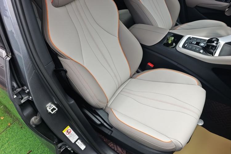 Used BYD Song Pro New Energy 2024 HONOR Edition DM-i 71KM Navigation Model Right Front Seat