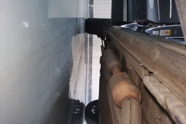 Used BYD Song Pro New Energy 2024 HONOR Edition DM-i 110KM Beyond Model Right Side Sill