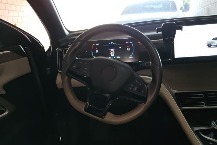 Used BYD Song Pro New Energy 2024 HONOR Edition DM-i 71KM Navigation Model Steering Wheel