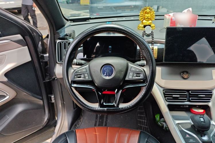 Used BYD Song Pro New Energy 2024 HONOR Edition DM-i 71KM Navigation Model Steering Wheel