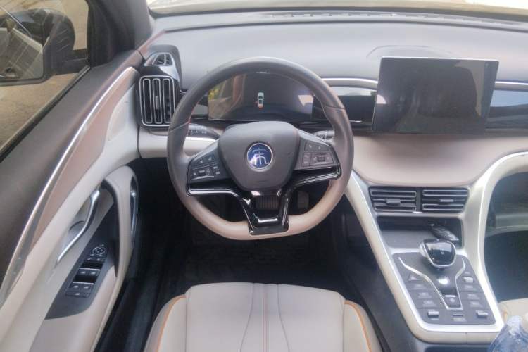 Used BYD Song Pro New Energy 2024 HONOR Edition DM-i 71KM Navigation Model Steering Wheel
